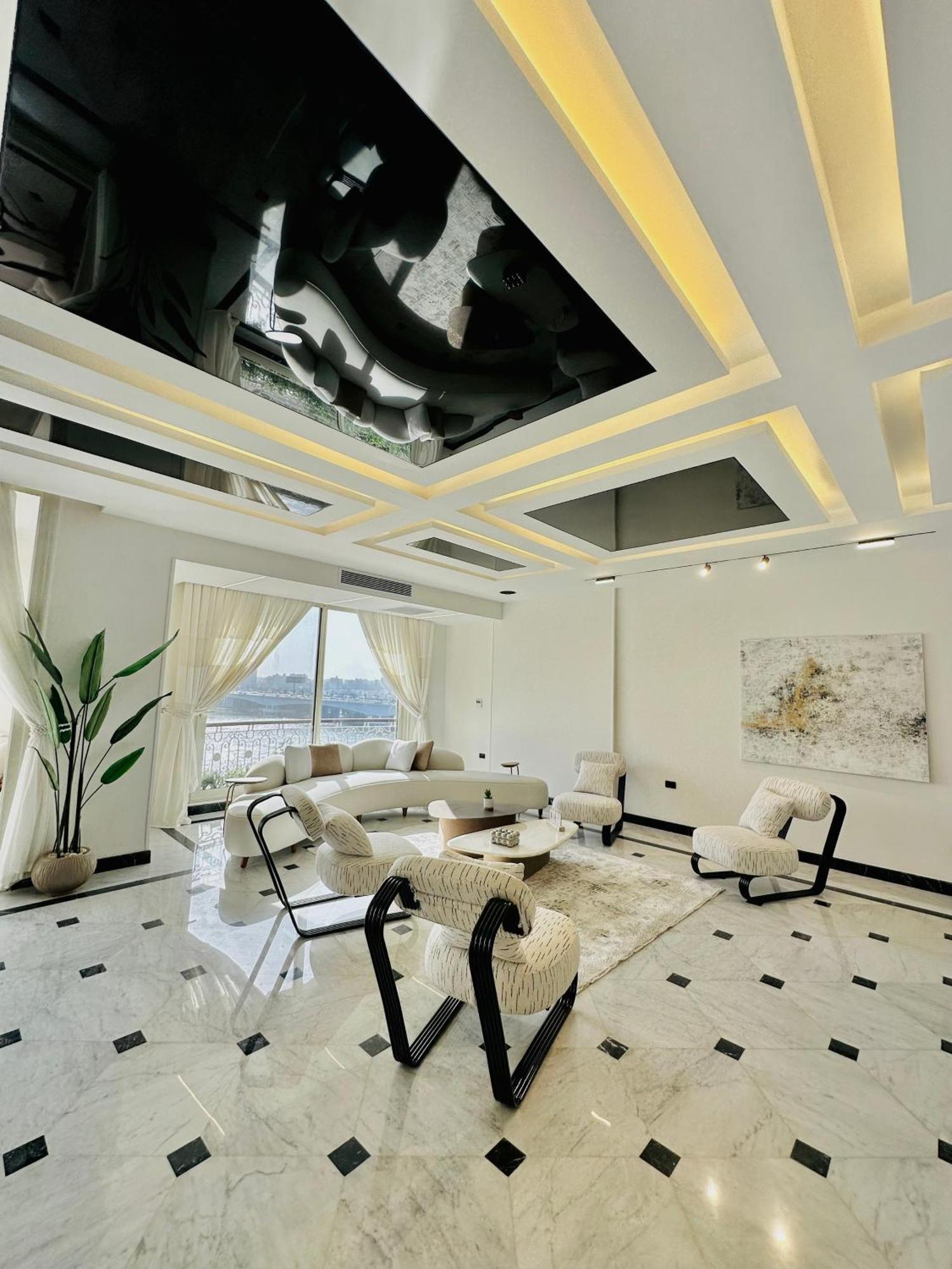 Luxury Nile View , Cornish Nile Апартаменты *